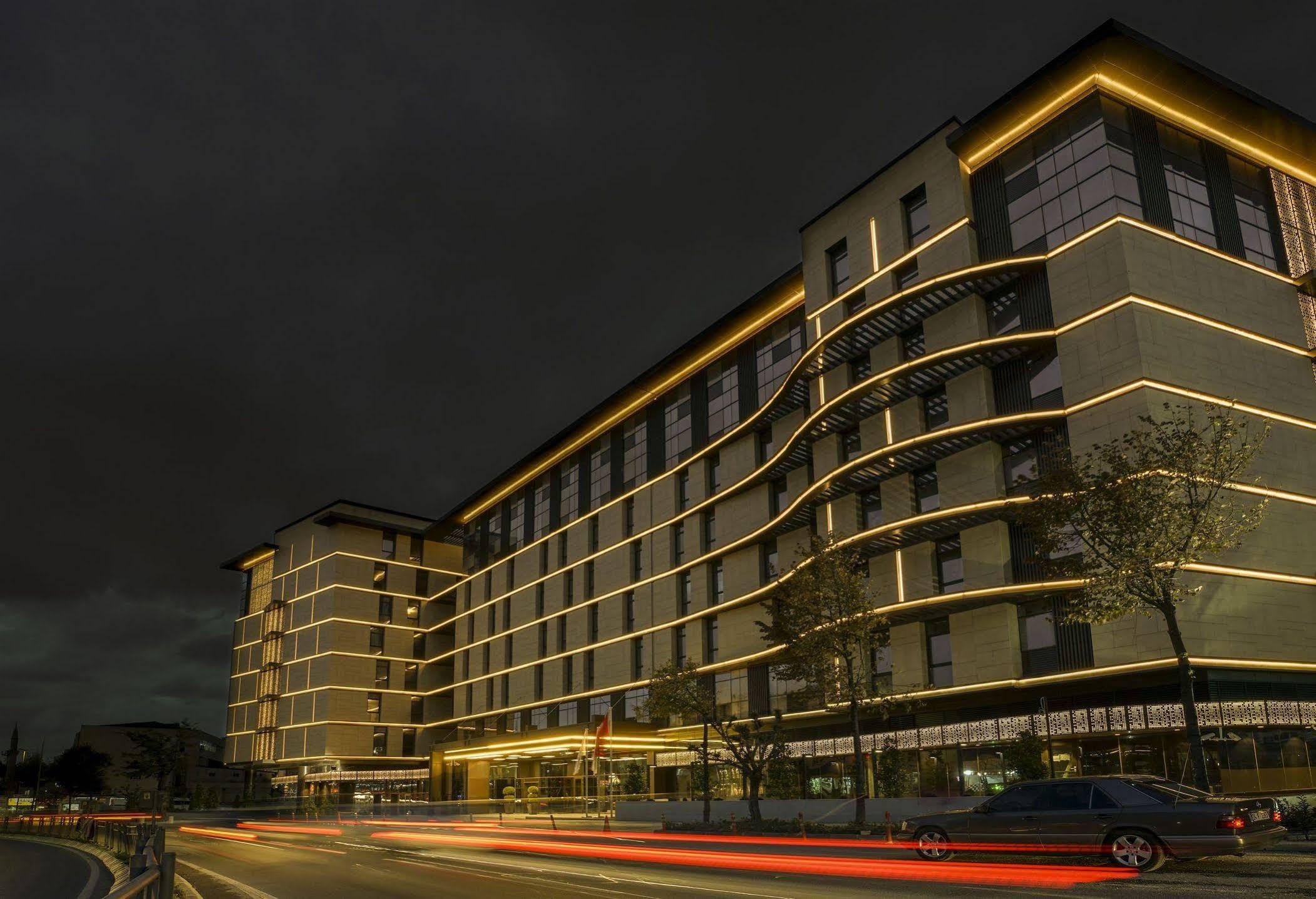 Sheraton Istanbul City Center Ngoại thất bức ảnh