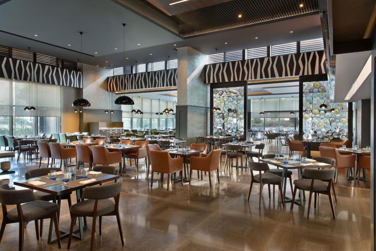 Sheraton Istanbul City Center Ngoại thất bức ảnh