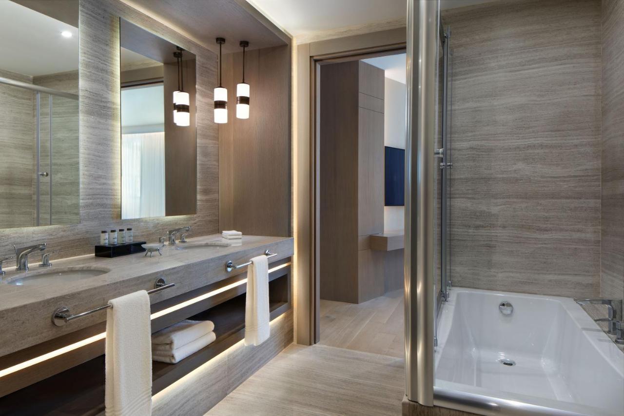 Sheraton Istanbul City Center Ngoại thất bức ảnh